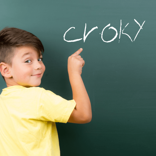 Jongen houdt spreekbeurt over Croky 